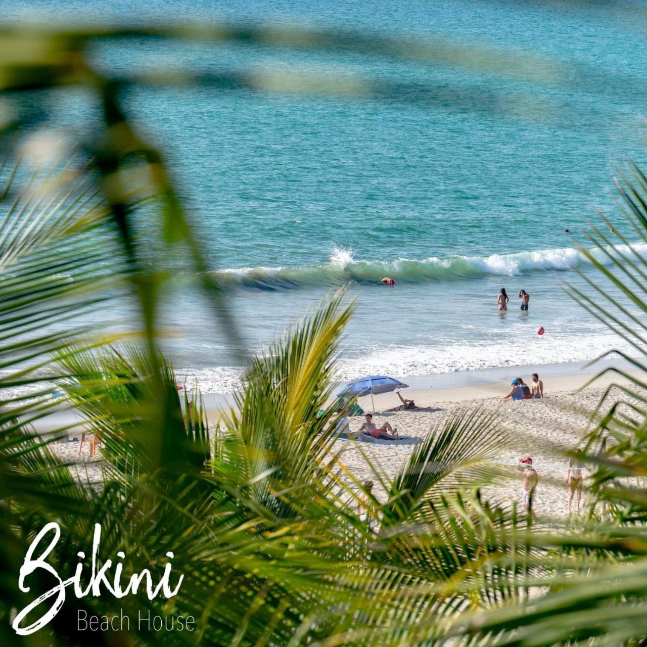 Pensión Bikini House